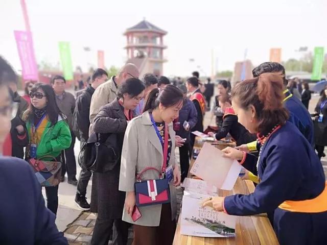 “旅游+沙產業”融合發展 生態與經濟效益共贏的戰略路徑